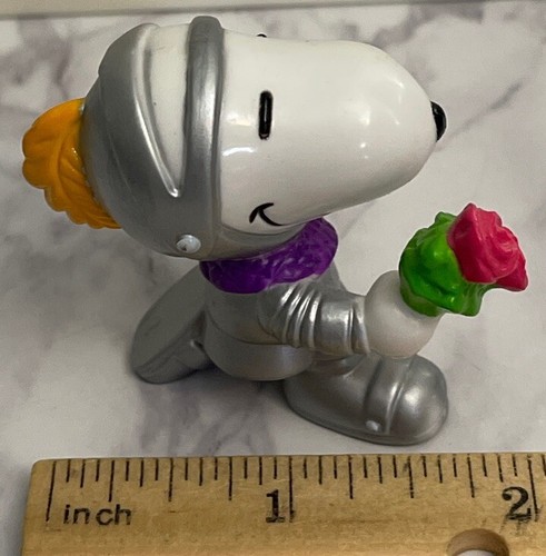 Vintage Knight In Shining Armor Snoopy Peanuts Gang Figur PVC Figur SN-29A - Bild 4 von 9