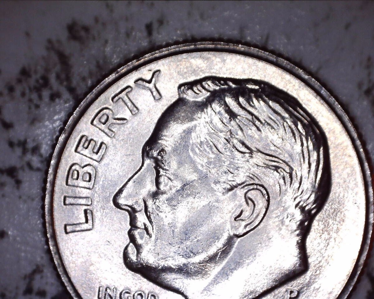 2018 P Roosevelt dime die chip on eyebrow, oak branch, and