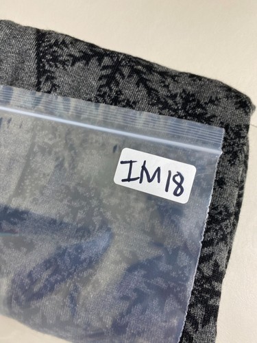 NEW Neve Designs Maya Full Zip Sweater Women Small Gray Wool Blend Snowflake - Picture 8 of 16