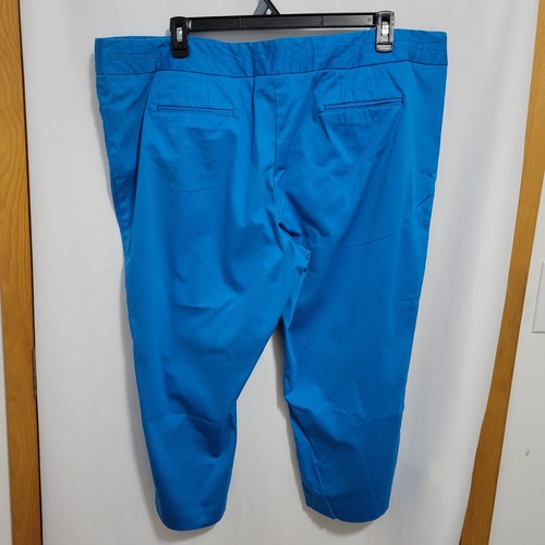 Worthington Woman Blue Capri Pants, Size 24W. - Picture 2 of 3