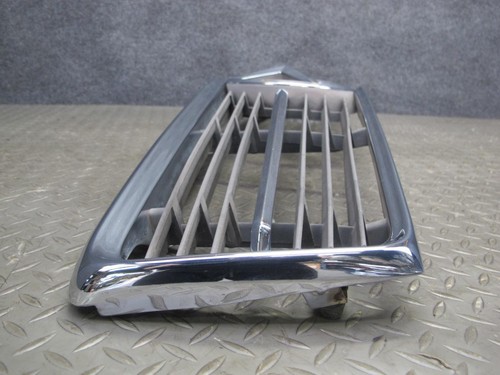 73-89 MERCEDES R107 FRONT RADIATOR HOOD CHROME GRILLE W EMBLEM OEM - Picture 10 of 14