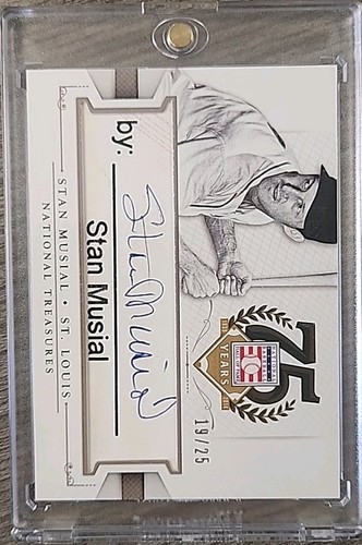 2014 Panini National Treasures Hall of Fame Souvenir Cuts Stan Musial  /25 (AU) - Picture 2 of 3