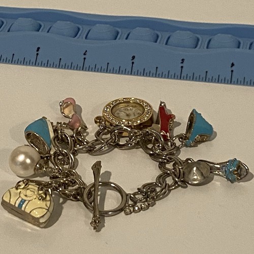 Charm Bracelet Unique Vintage Shoes Beach Theme - Picture 11 of 12