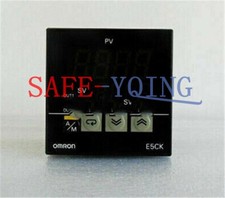 1PCS NEW OMRON Thermostat E5CK-CR101