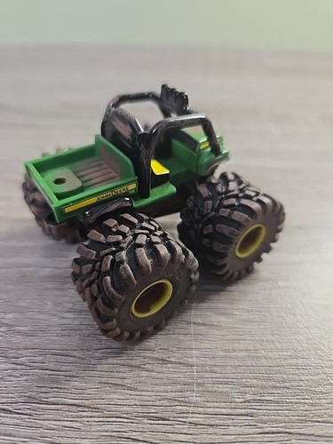 John Deere TOMY Mini Monster Treads Muddy - Bild 2 von 5