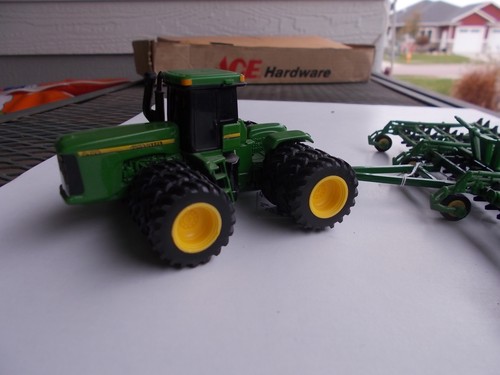 Ertl John Deere 9400 4WD triples Farm Toy Tractor with 2200 Cultivator 1/64 - Picture 4 of 9