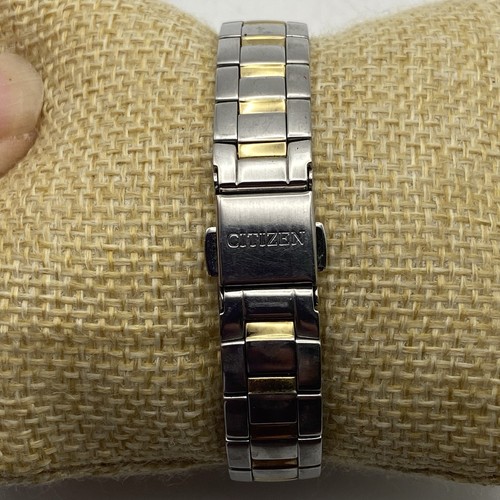 Citizen Eco Drive 7N0050 Round Case Women’s Watch - Picture 3 of 6