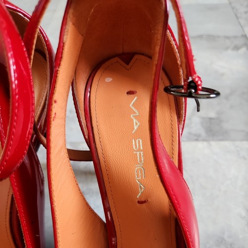 Womens 8M Via Spiga Red Patent Leather Peep Toe Ankle Strap Open Side 4" Heels - Picture 3 of 10