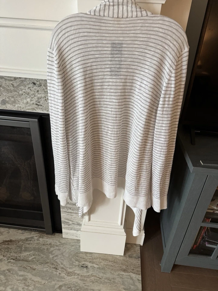 Nuevo con etiquetas Cárdigan Eileen Fisher Lino Algodón Slub Cascada Talla 1X Blanco Gris Foto 3 de 4