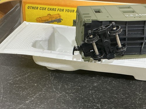 HO Cox 1:48 U.S. Army Troop Car No. 6122-2 boxed used condition #5230 - Picture 9 of 14