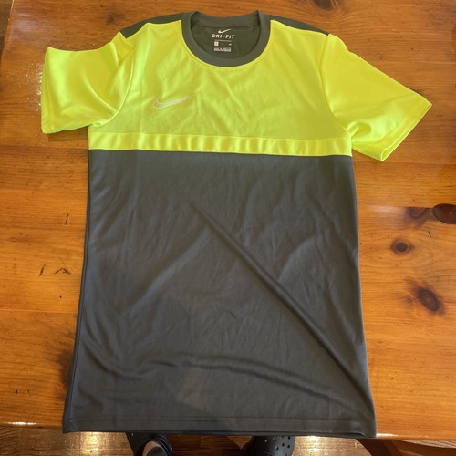 Boy's Nike Dri-Fit Size Child Small Gray & Lime Green - Picture 2 of 9