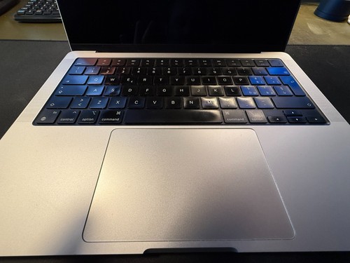 Apple MacBook Pro 14″ 2021 M1 Pro 16 GB / 512 GB SSD - Tastiera ITA - Afbeelding 2 van 7