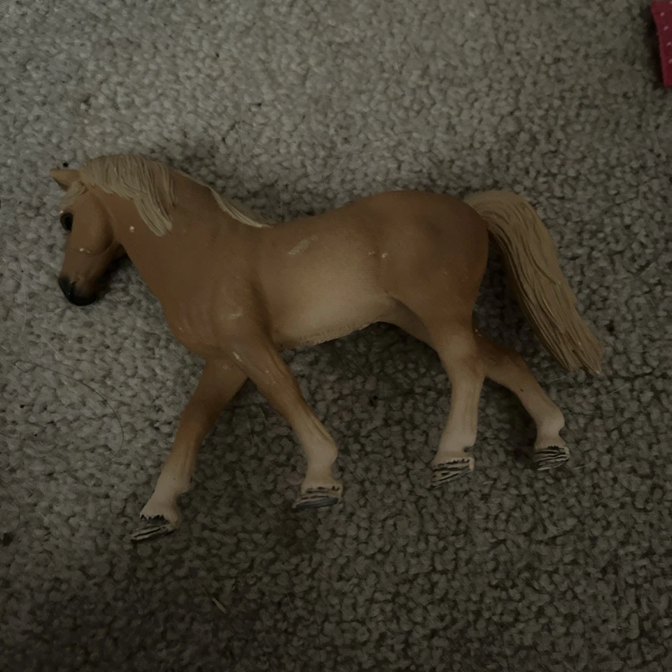 Schleich - Caravan For Secret Club Meetings - image 4 of 4