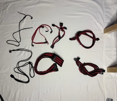 Thermaltake Toughpower PF1 ARGB 1200W 80+ Platinum with Custom Red/Black Cables - Bild 7 von 7