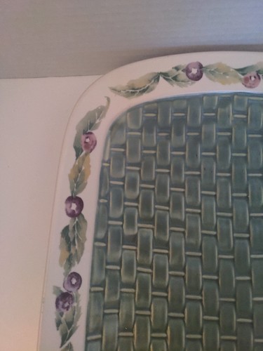 Pfaltzgraff Jamberry 16" Sculptured Rectangular Serving Platter - Basketweave - Picture 2 of 9