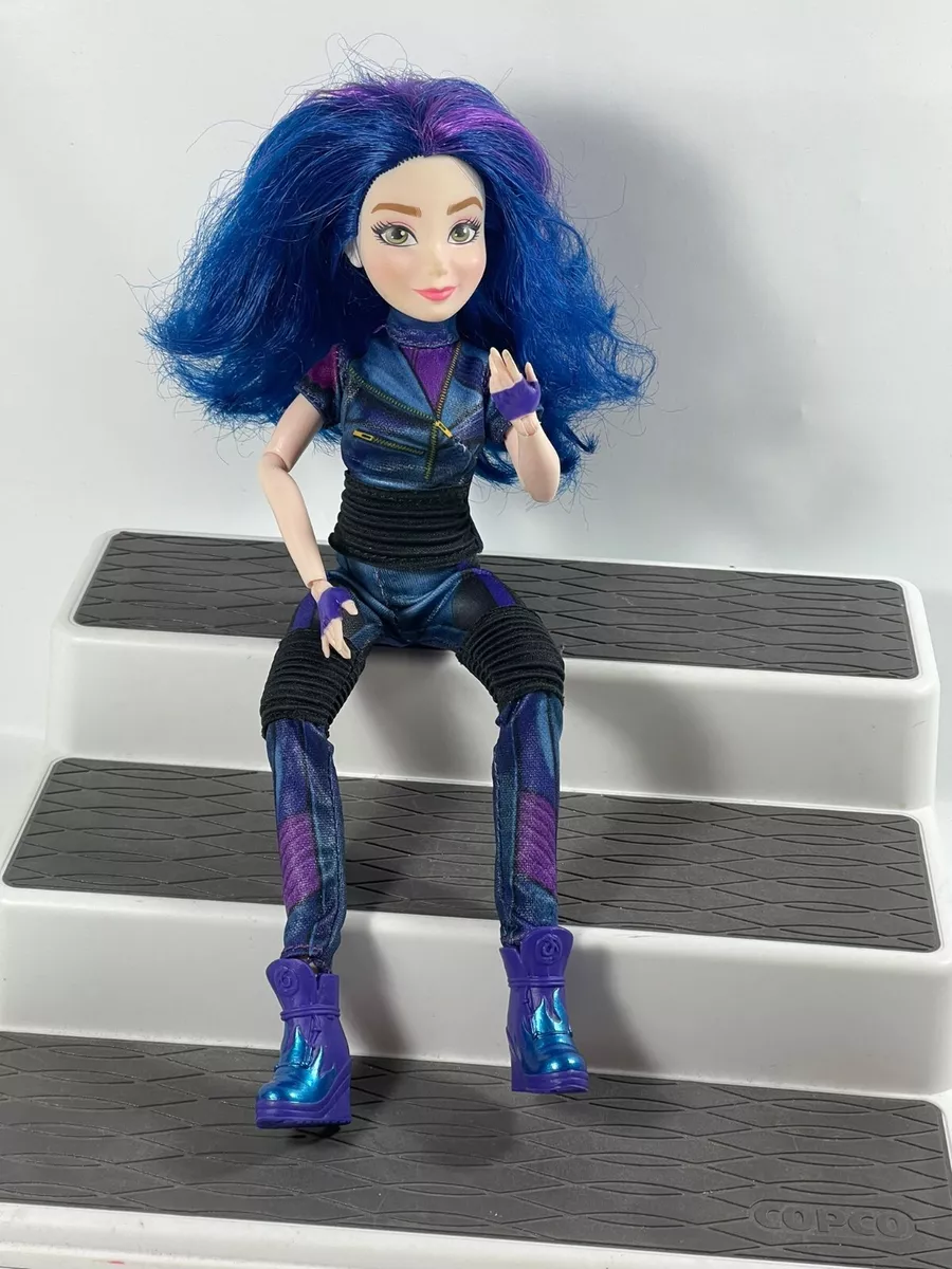 Disney descendants cheap dolls 2019