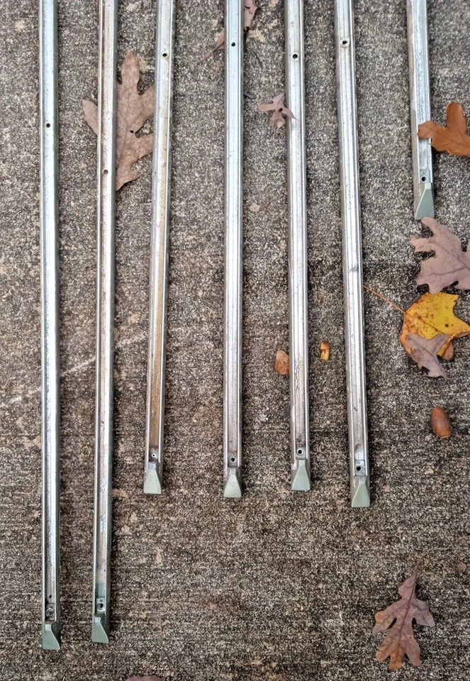 1984 年 Oldsmobile Delta 88 侧装饰套装 LOC-110DG — 第 2/4 张图片