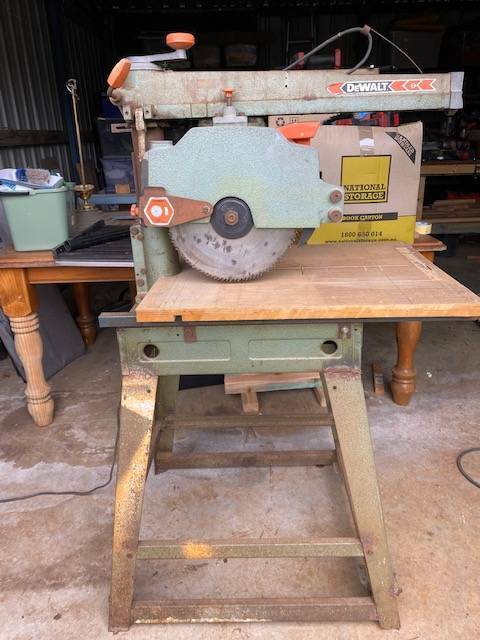 Radial Arm Saw DeWalt