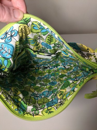 Cartera Bandolera Vera Bradley "Limes Up" Primavera Verde Azul Amarillo Negro FEBRERO 2020 - Imagen 8 de 10