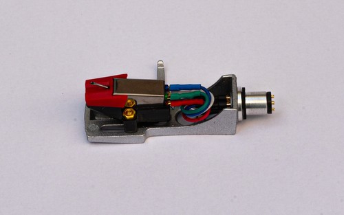 Ein silbernes Headshell, Stylus und V2 Öl für Sharp RP-7100, RP-9100, RP-9705 - Bild 9 von 9
