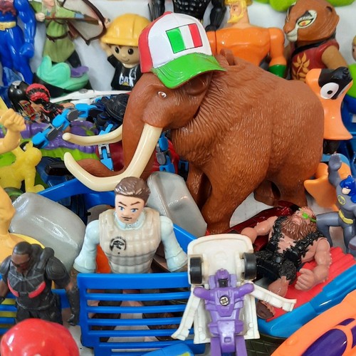 Lote al por mayor de juguetes para niños figuras de Batman coches niños cajón basura película de televisión juego - Imagen 7 de 23