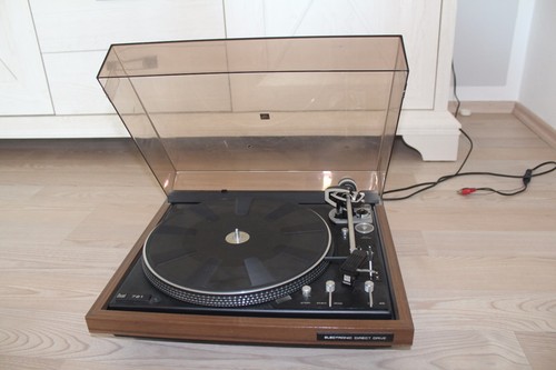 Spitzenklasse Plattenspieler Dual CS 721 mit Shure V15 Typ III