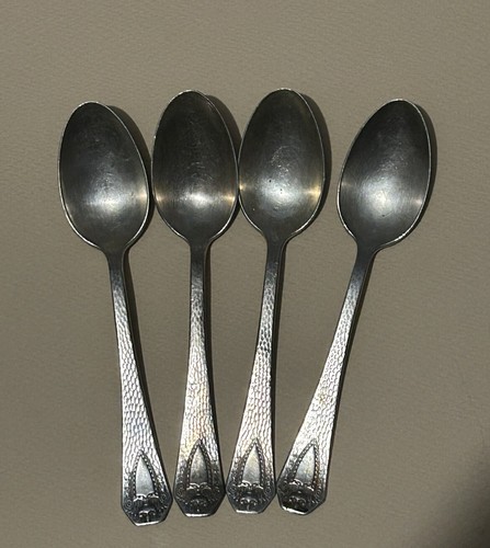 1847 Rogers Bros Silverware xs triple Hammered Heraldic Teaspoons Lot Of 4