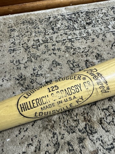 Louisville Slugger 125 Henry Aaron Bundle of 2 Vintage Rare ( One Of A Kind! ) - Picture 11 of 24