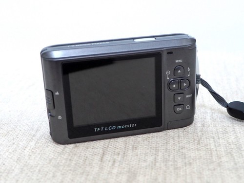 Vivitar Vivicam 7100s compact digital camera with battery and memory card - Picture 3 of 4