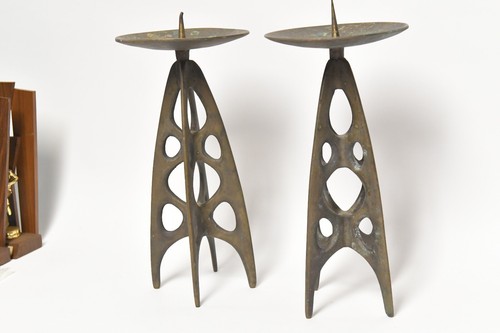 PAIR OF MCM DESIGN ARTIST ART SCULPTURE MADE BRONZE CANDLE HOLDER - Picture 3 of 8