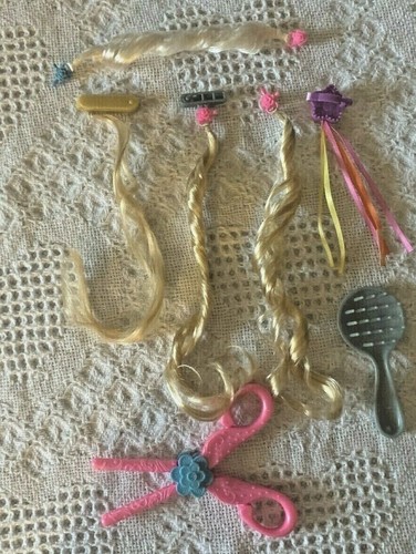 ((S1108) - Mattel/Barbie - Pezzi di capelli e accessori per capelli per bambole - Foto 2 di 8
