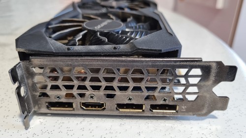 GIGABYTE GeForce RTX 2070 SUPER WINDFORCE OC 3X 8GB GDDR6 - Photo 2/4