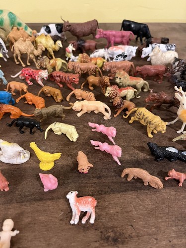 Vintage Plastic Farm/Zoo/Safari/ Wild Animals & People Hong Kong Dinosaurs - Picture 14 of 15
