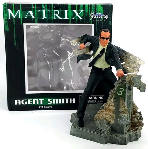 Diamond Select Toys The Matrix Gallery Diorama Agent Smith 10 Inch PVC Statue