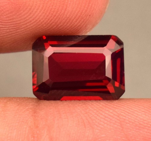 Natural Red Garnet Emerald Cut 5.00 Ct Loose Gemstone From Mozambique Ring Use - Picture 3 of 5