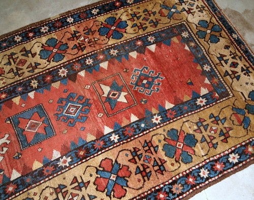 Handmade antique Caucasian Kazak rug 3.5' x 6.1' (106cm x 186cm) 1880s - 1B760 - Picture 2 of 10