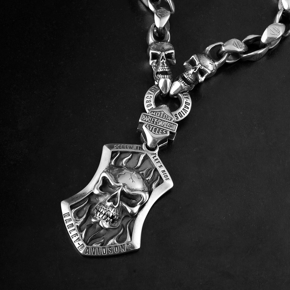 Harley-Davidson スカルネックレス　シルバー925 Harley Davidson 925 Sterling silver heavy biker Skull Pendant