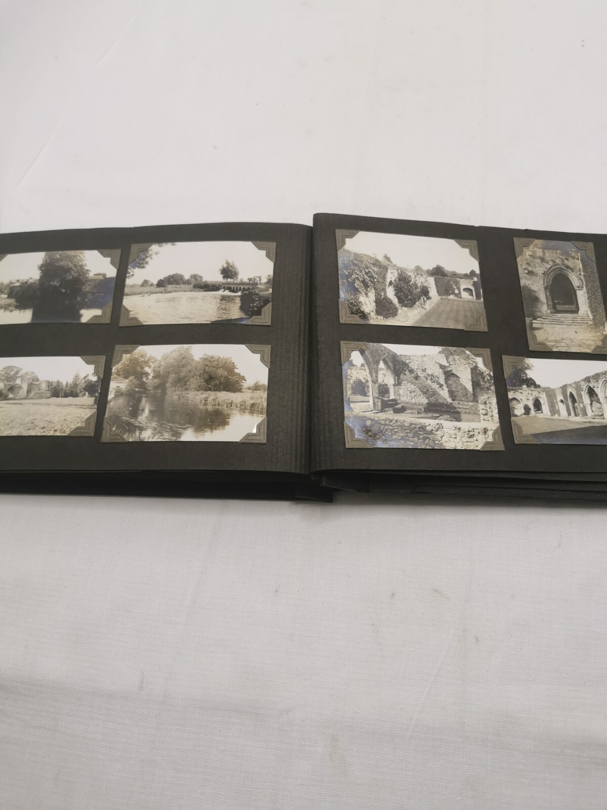 Picture 4 of 24