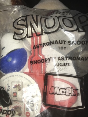 2018 Peanuts SNOOPY #3 Astronaut McDonald's Happy Meal Toy - NEW Sealed - Picture 1 of 2