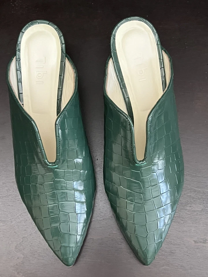 sapatos femininos TIBI Dana verde tamanho 9.5 Eur 40.5 $225 (reg$ 550) - Imagem 2 de 4