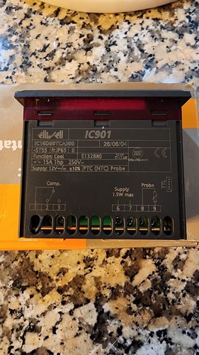 #11 ELIWELL. IC901 SINGLE STAGE CONTROL HEATING/COOLING