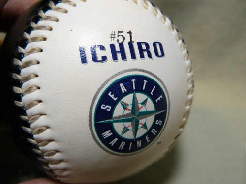 Lot of Two Fotoball Baseballs - 2001 All Star Game & Ichiro Seattle Mariners - Picture 3 of 8