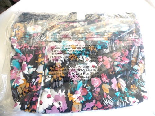 Vera Bradley ARTIST'S GARDEN Featherweight Crossbody shoulder bag NWTS - Picture 4 of 8