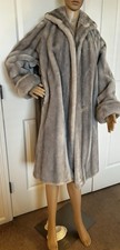 VINTAGE 60s Realistic Silver Faux Fox Fur Lined Coat Pockets Made In USA Large