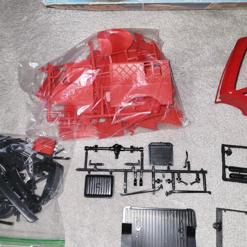 MPC Wizard Ford Street Van 1/20 Scale Model Kit 1981 Issue Unbuilt Open Box - Picture 14 of 23