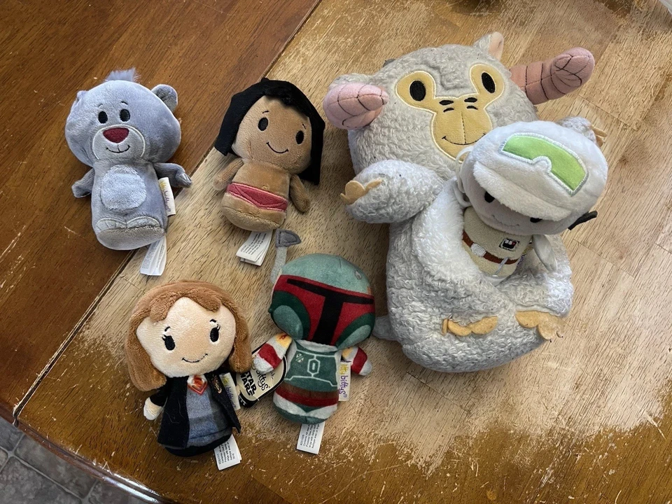 Hallmark Itty Bittys Lote de 8 Peluches Star Wars Harry Potter Libro de la Selva Gremlins Foto 2 de 4