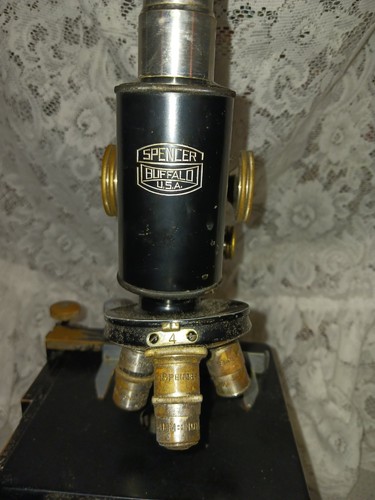 Microscopio Spencer Buffalo vintage de los años 40 hecho en Estados Unidos en estuche original - Imagen 6 de 17