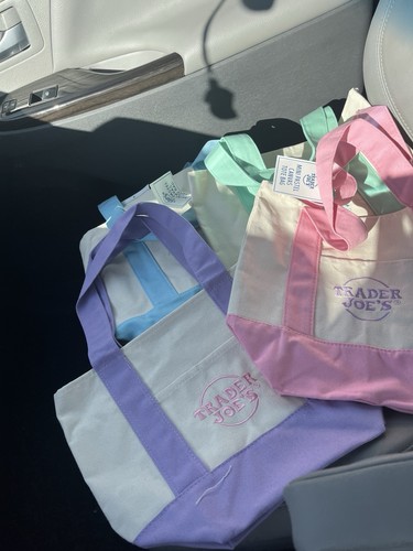 Trader Joe's Pastel Mini Canvas Tote Bags 2025 LIMITED EDITION NWT LOT OF 4 - Picture 2 of 3