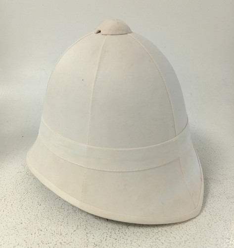 Vintage Style White Pith Safari Helm mit grünem Futter und Kinnriemen Vietnam