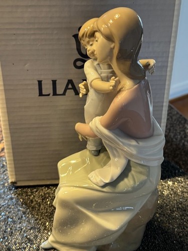 Lladro Collectable - "A MOTHER'S LOVE" #6634 - NEW in Original Lladro Box!!! - Picture 6 of 19